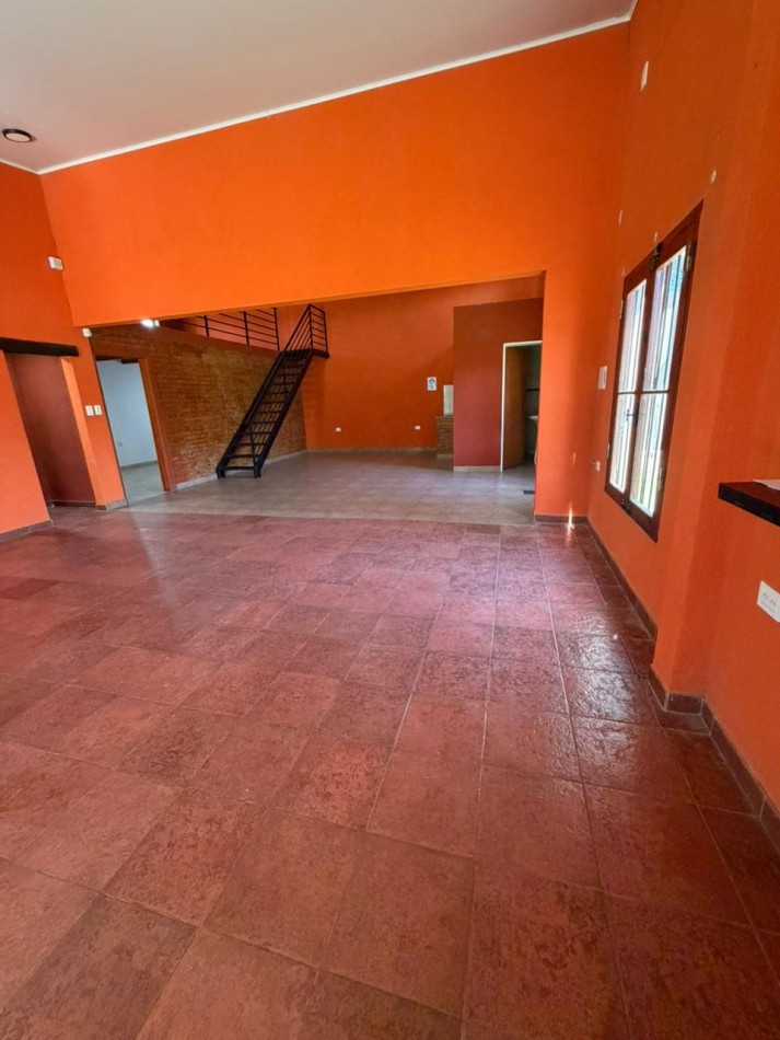 Vivi el Verde: Casa Quinta con Pileta y Excelente Entorno Natural